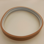 TG5 K6 640 25 mm PU acélszálas + 6 mm vastag barna Sylomer bevonat fogazott szíj végtelenítve